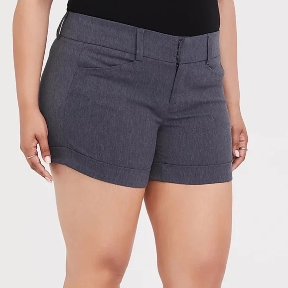 Torrid Shorts 26 Grey Cuffed Hem Studio Stretch Plus
